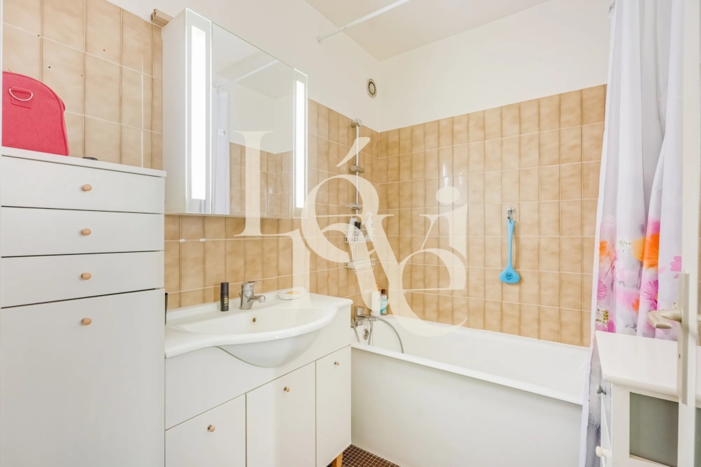 Appartement – 2 pièces – 48m2 – 75013