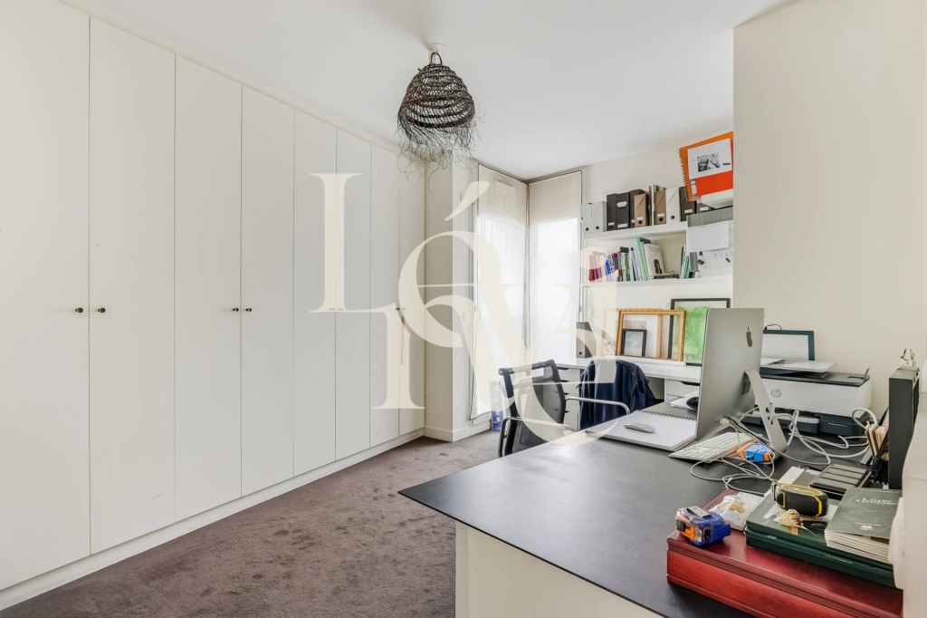 APPARTEMENT – 5 PIECES – 126 m2 – 22m² de TERRASSE