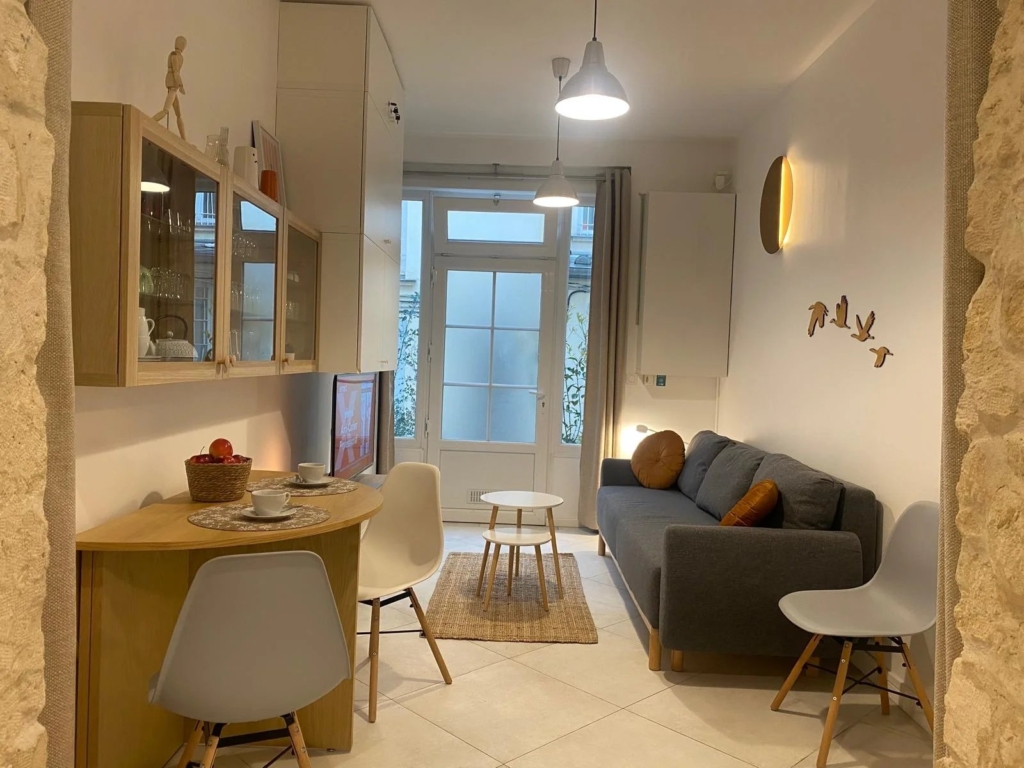 Studio mezzanine – Roquette 11 éme
